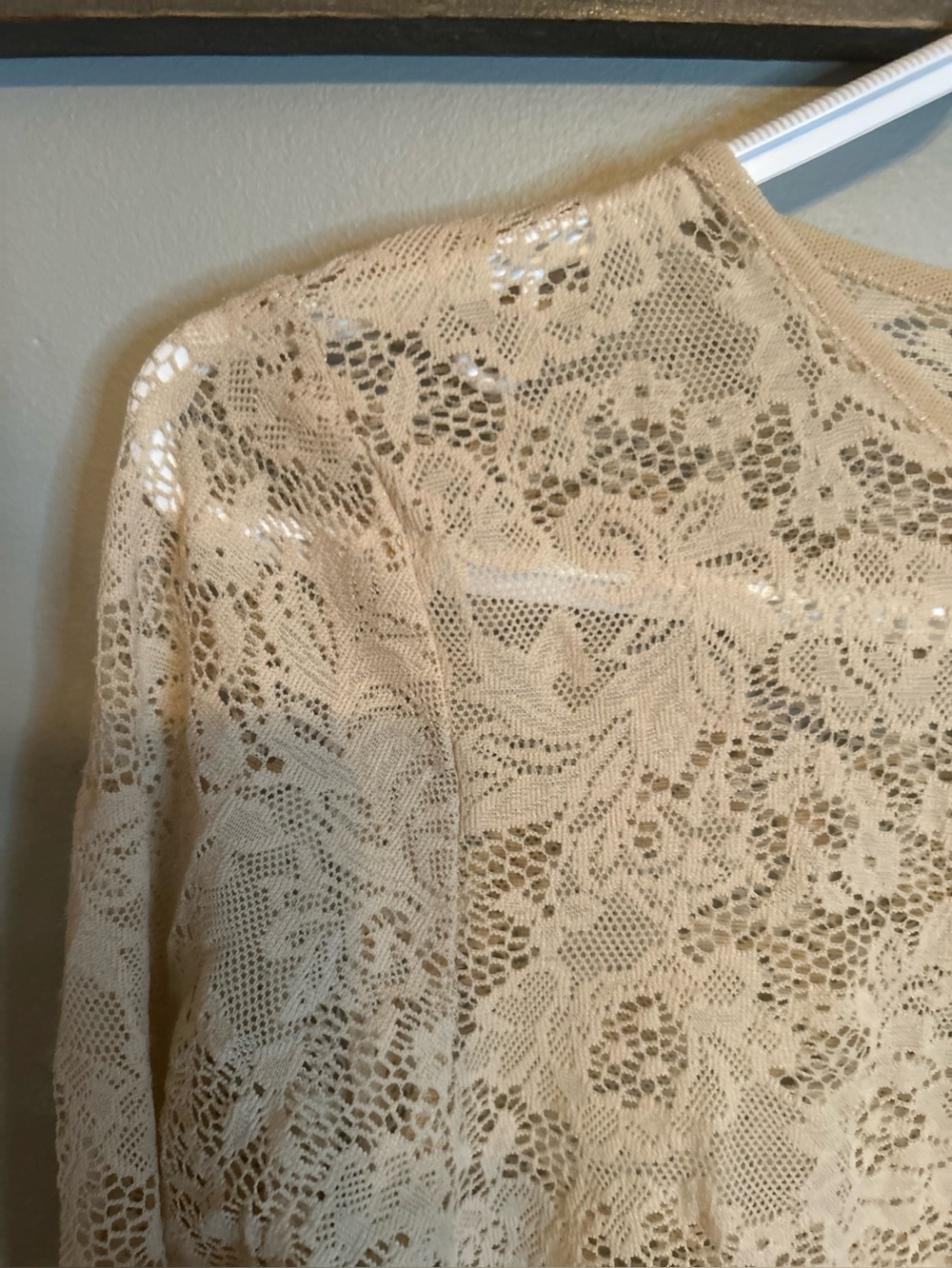 Lace Long-Sleeve Top - Cream - Picture 5 of 12